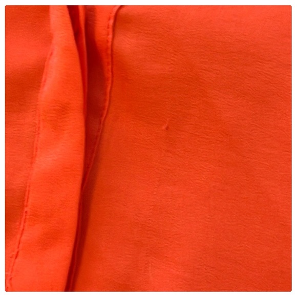 đź’•Elevate your style with this Beautiful Orange BCBG Blouseđź’• - Picture 11 of 12